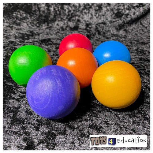 Wooden coloured balls 6Pce